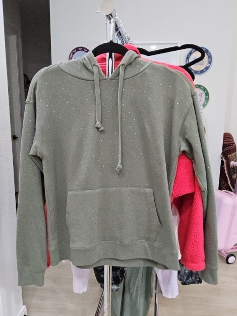 Generation Love Olive Sparkle Jogger Set - Picture 2 of 3